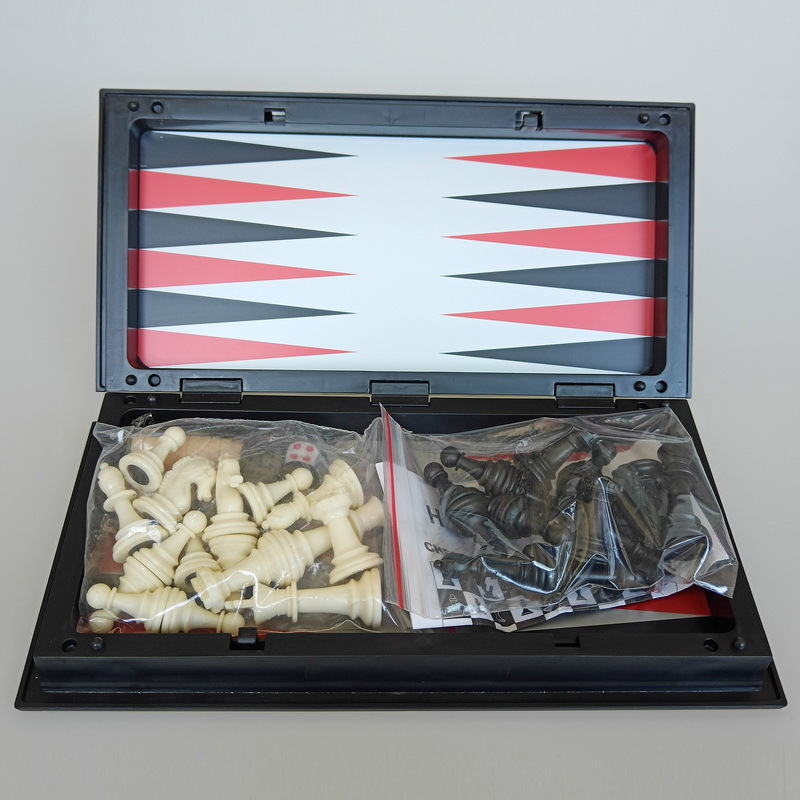 Opvouwbaar magnetisch schaaksp - Board Game Zenith recensie en prijs